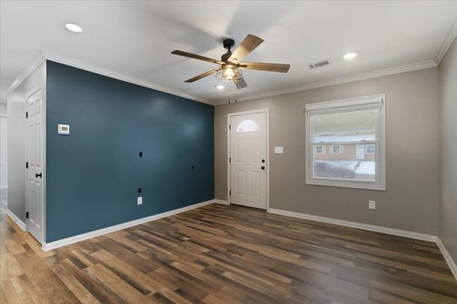 Building Photo - Charming 3-Bedroom Ranch in a Convenient Location!