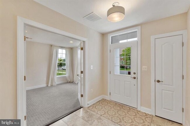 Building Photo - 46077 Hall Rd