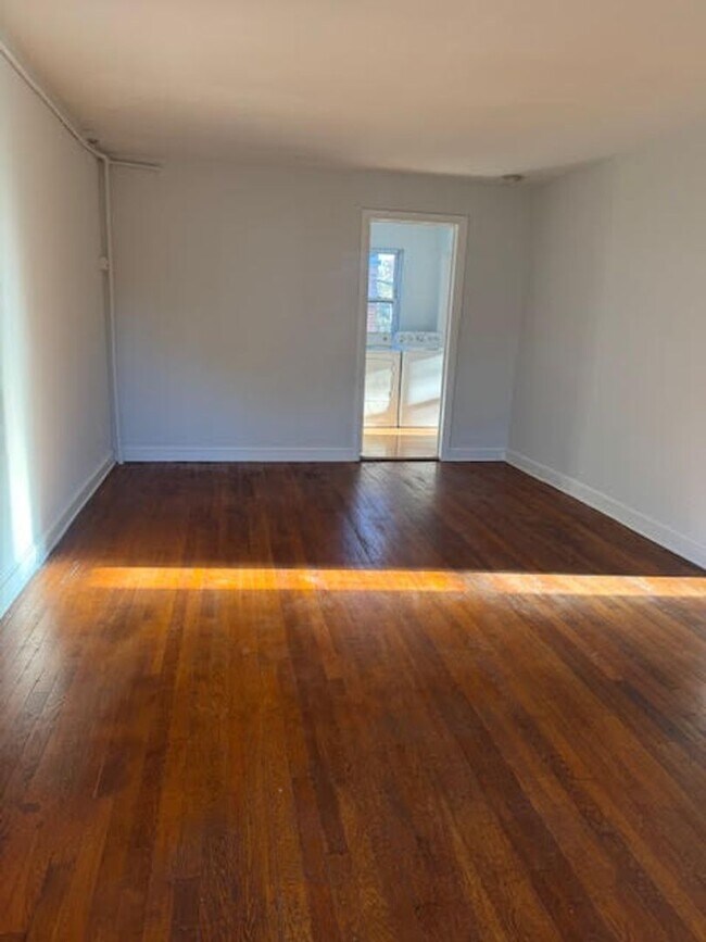 Primary Photo - 4835 Indian Ln