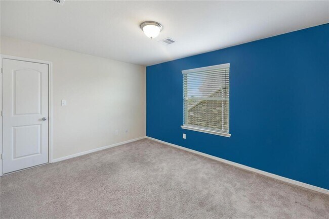 Building Photo - 2311 Leonetti Ln