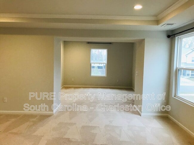 Building Photo - 3071 Conservancy Ln