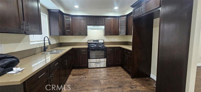 Building Photo - 611 E 75th St