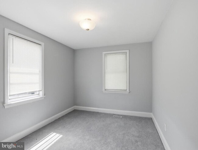 Building Photo - 5112 Crosswood Ave