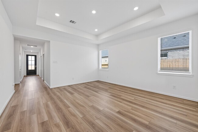 Building Photo - 21547 Coronado Grn Dr