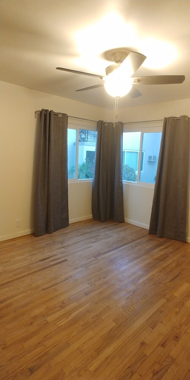 Building Photo - 1714 Grevelia St