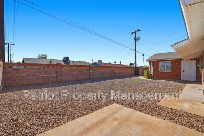 Building Photo - 3701 W Keim Dr