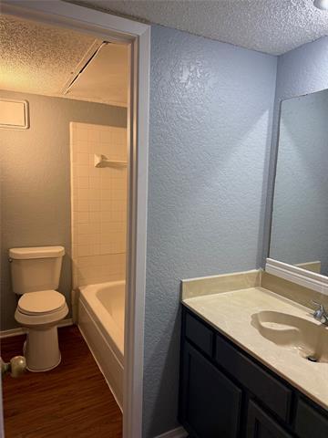 Building Photo - 1713 San Rafael St