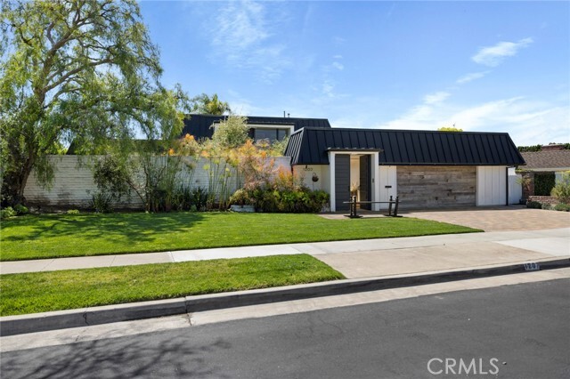 Building Photo - 1207 Mariners Dr