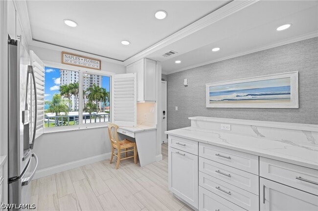 Building Photo - 10684 Gulf Shore Dr