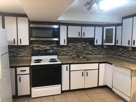 Primary Photo - 84 Thorndike St