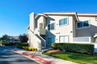 Building Photo - 36 Greenmoor