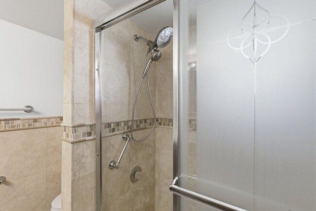 Building Photo - 1050 Sugar Sands Blvd