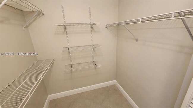 Building Photo - 2351 Douglas Rd