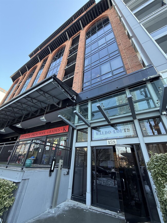 Building Photo - 159 2nd St