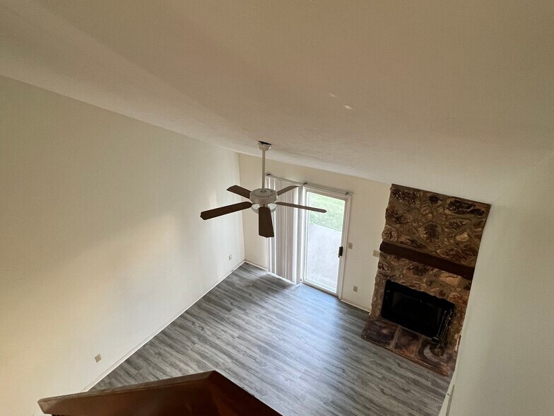 Building Photo - 2334 Raider Dr