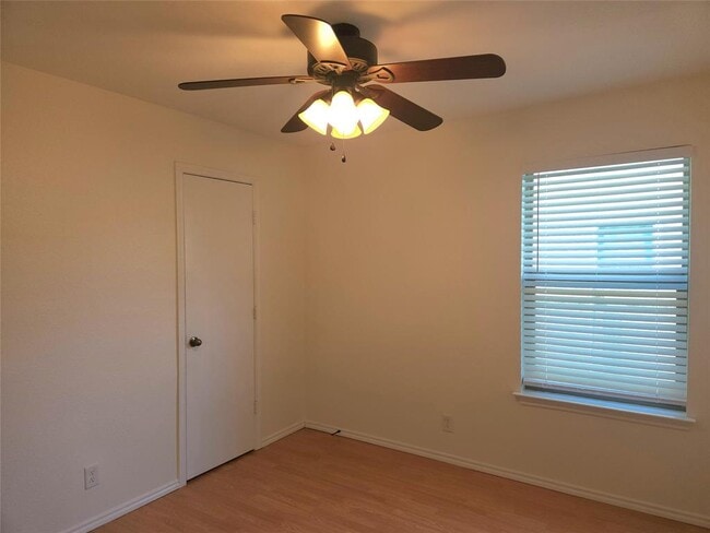 Building Photo - 273 Tower Dr