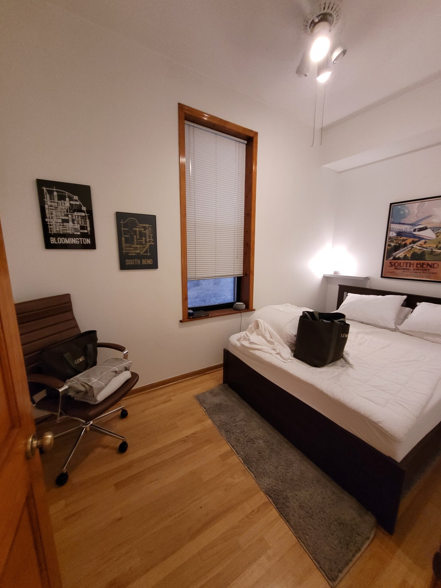 Building Photo - 1538 N Wood St