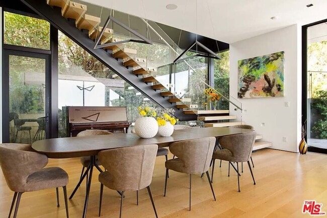 Building Photo - 1331 Belfast Dr