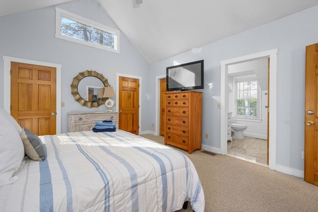 Building Photo - 578 Huckins Neck Rd