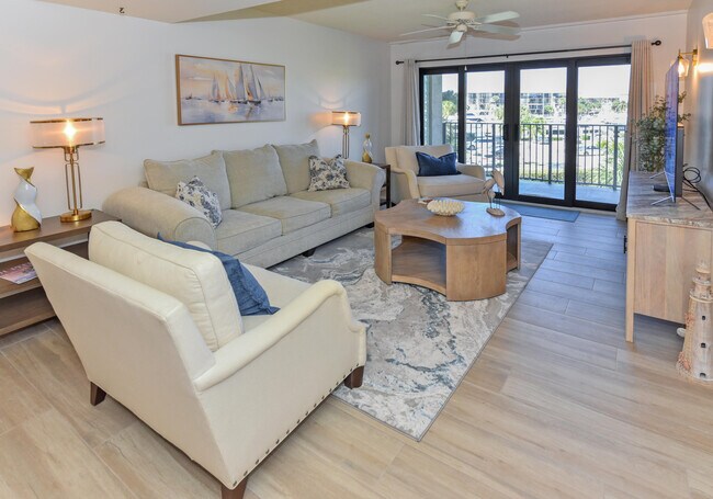 Building Photo - 901 Seafarer Cir