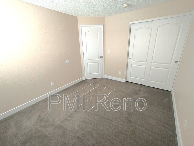 Building Photo - 3042 Chilcoot Dr