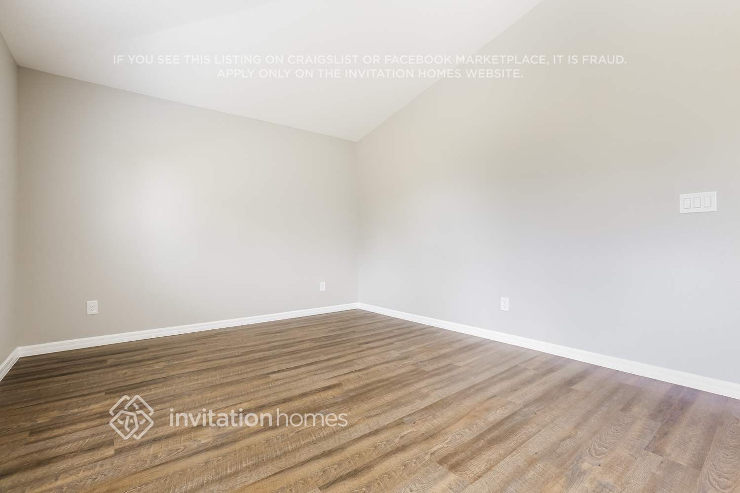 Building Photo - 1640 Yahner St SE