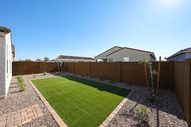 Building Photo - 8721 W Windsor Blvd