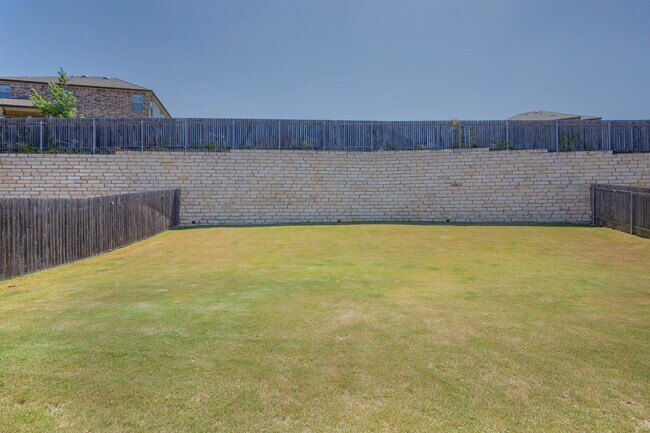 Building Photo - Spacious Home in Easton Park / McKinney Falls