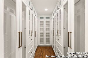 Building Photo - 417 E Hildebrand Ave