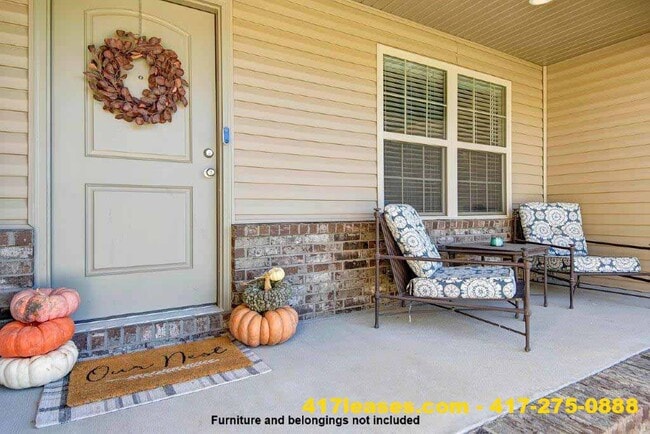 Building Photo - 1338 Marseilles Ave