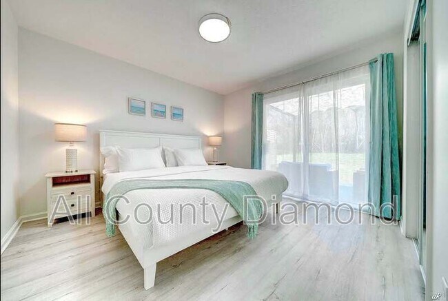 Building Photo - 2623 Lagoon Knoll Dr