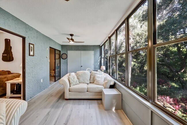 Building Photo - 107 Pinehurst Dr