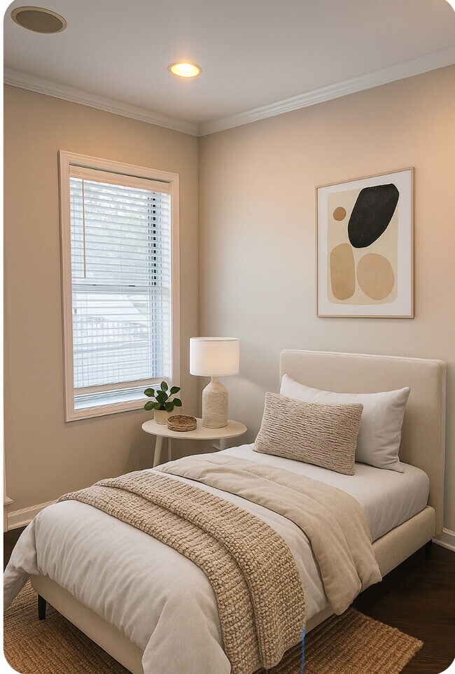 Building Photo - 2053 W Summerdale Ave