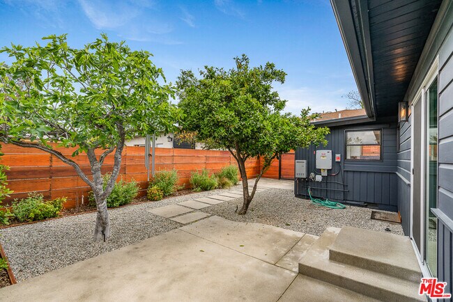 Building Photo - 7639 Machrea St