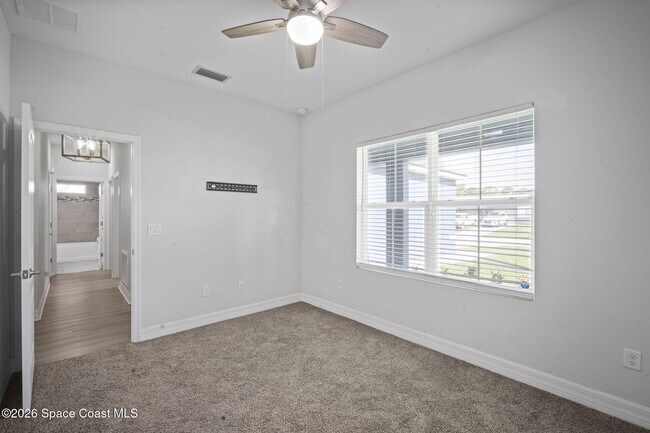 Building Photo - 330 San Marino Rd SW