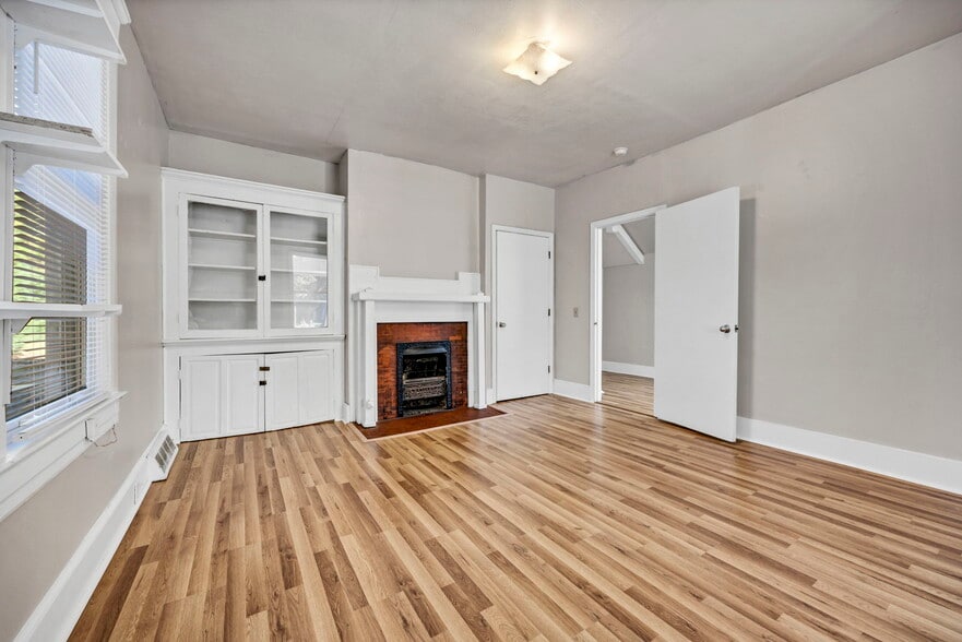 Building Photo - 3125 Heyward St