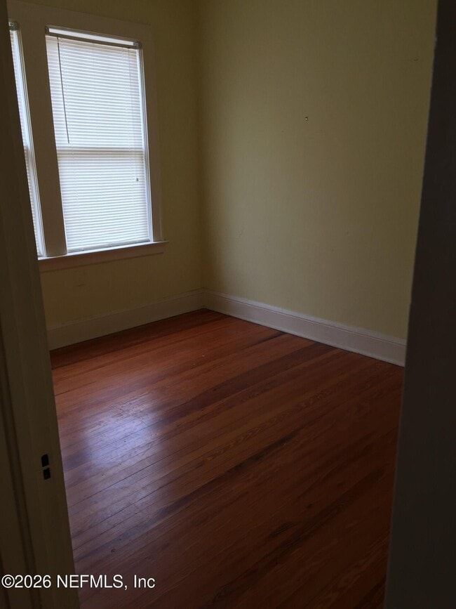 Building Photo - 1125 Inwood Terrace