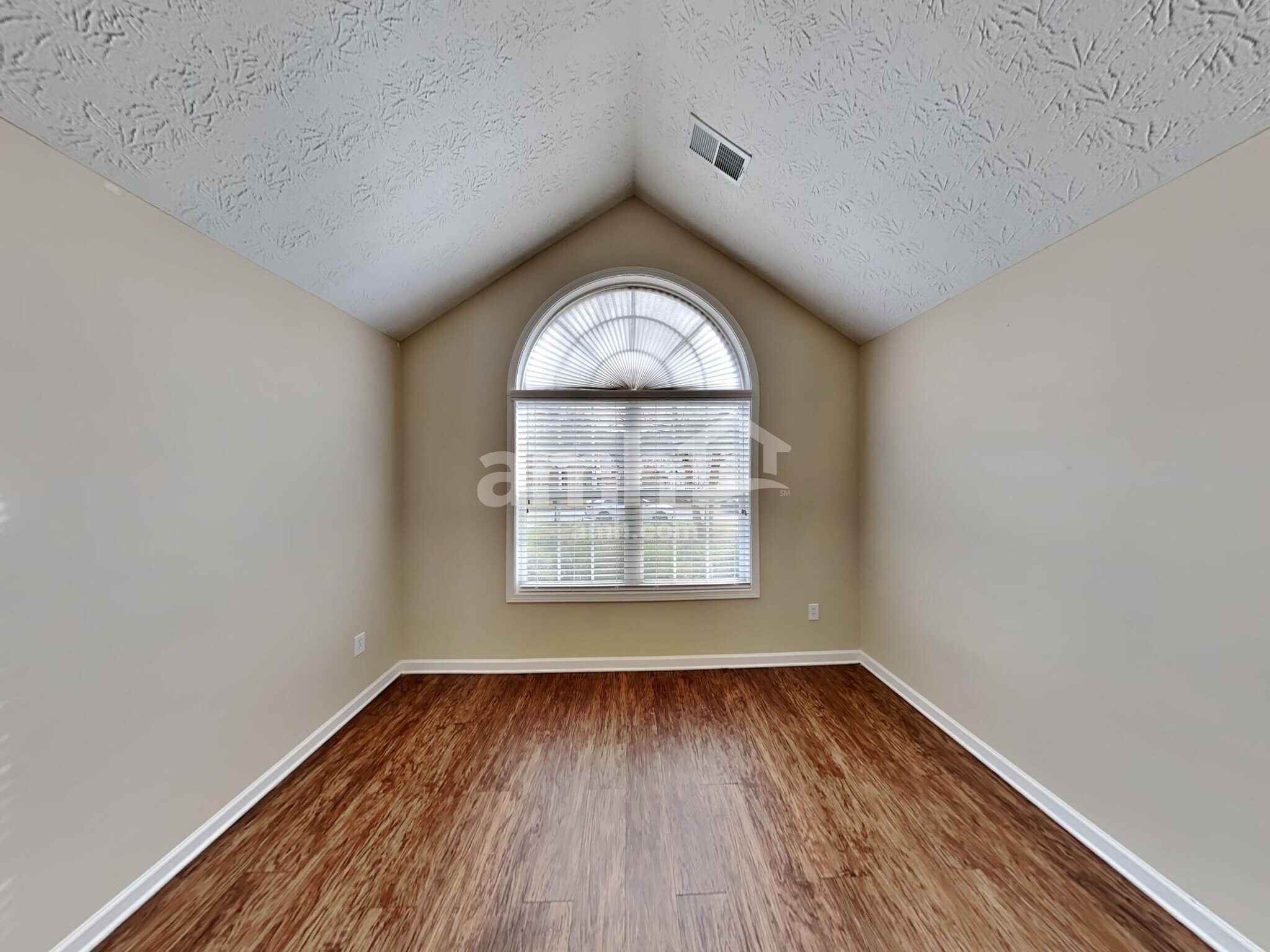 Building Photo - 2166 Blueberry Ln