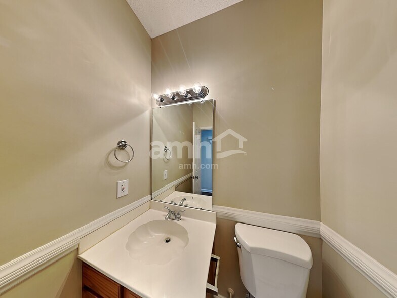 Building Photo - 2888 Shadow Brook Ct NW