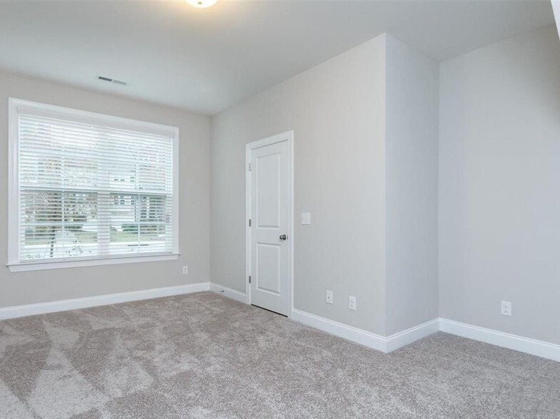 Building Photo - 831 Bankston Wds Wy