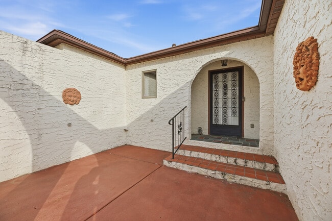 Building Photo - 150 Hankins Rd