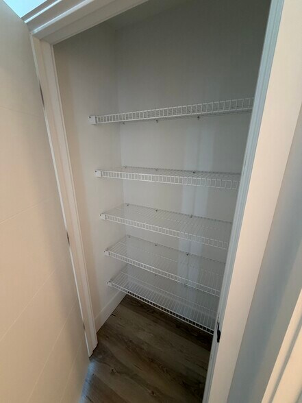 Building Photo - 41 NW 31st St