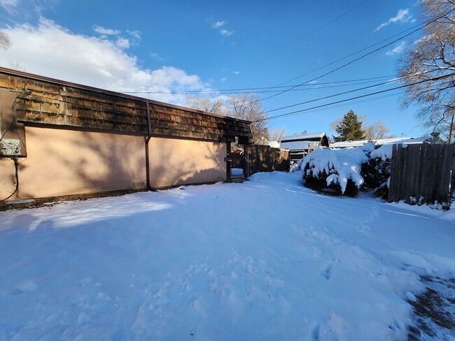 Building Photo - Charming 2-Bedroom Duplex | Limited-Time Offer: Save 50% on Next Month’s Rent!