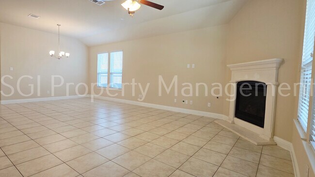 Building Photo - 3608 Bastrop St