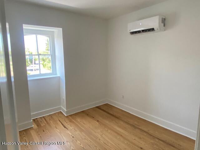 Building Photo - 16 Abeel St
