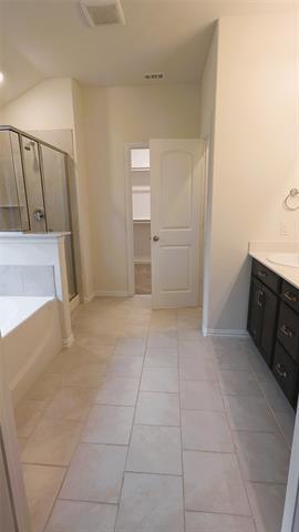 Building Photo - 2408 Wildhaven Rd