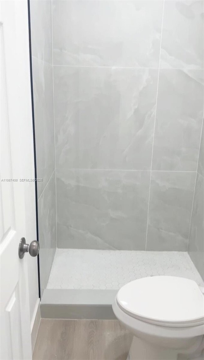 Building Photo - 20200 NW 37th Ct