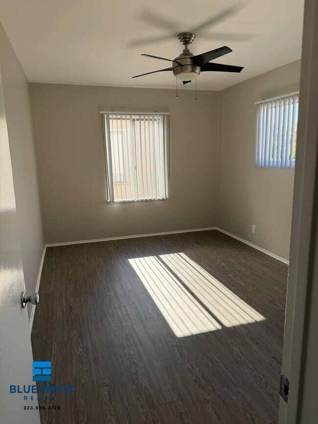 Building Photo - 5315 Whitsett Ave
