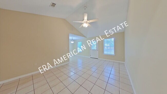 Building Photo - 2455 Starmount Dr