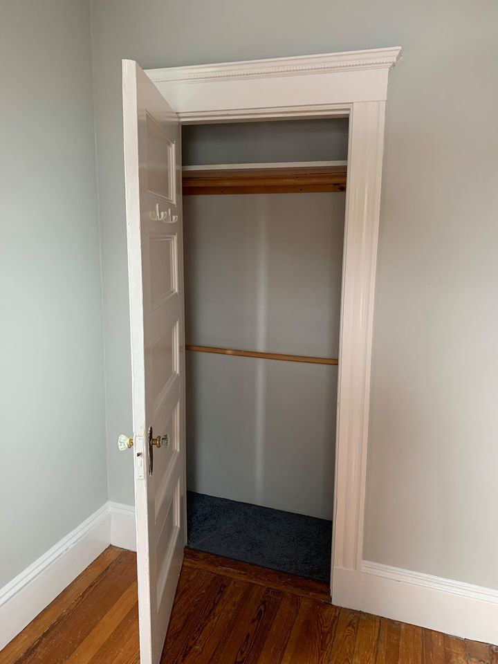 Building Photo - 77 Sheridan Ave